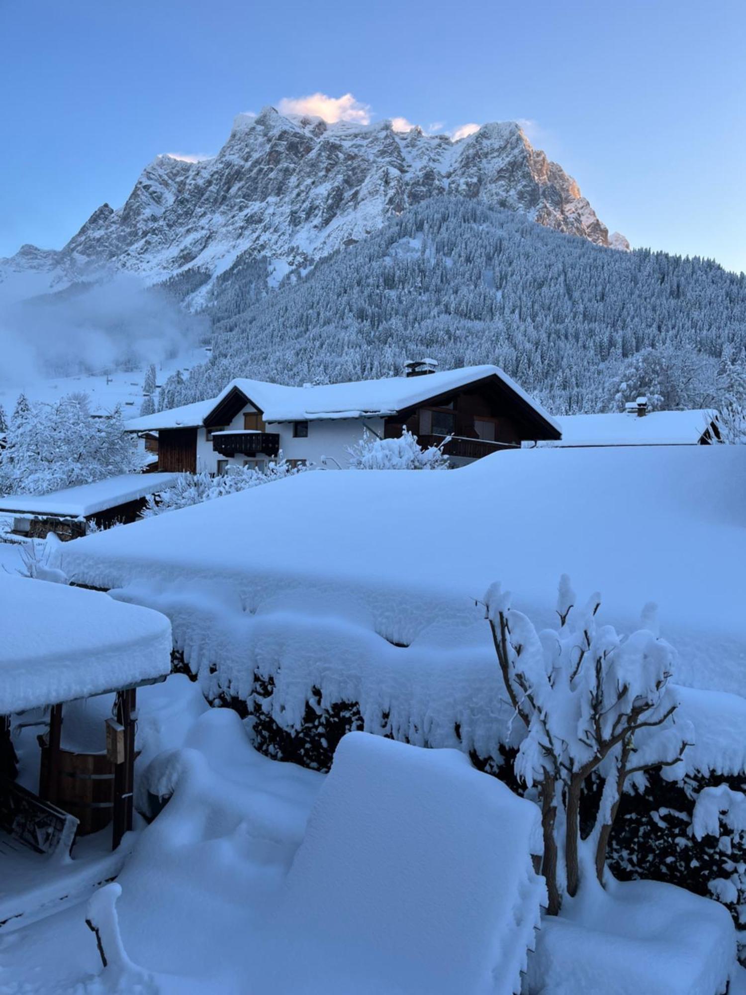 Haus Alpenblume Ehrwald Exterior foto