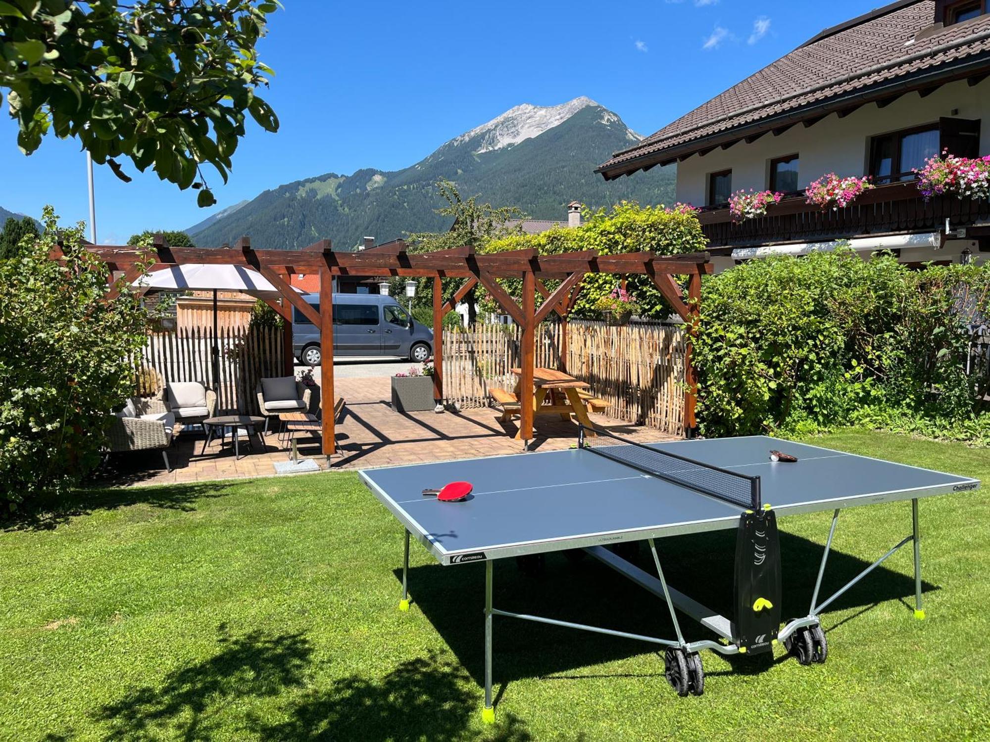 Haus Alpenblume Ehrwald Exterior foto