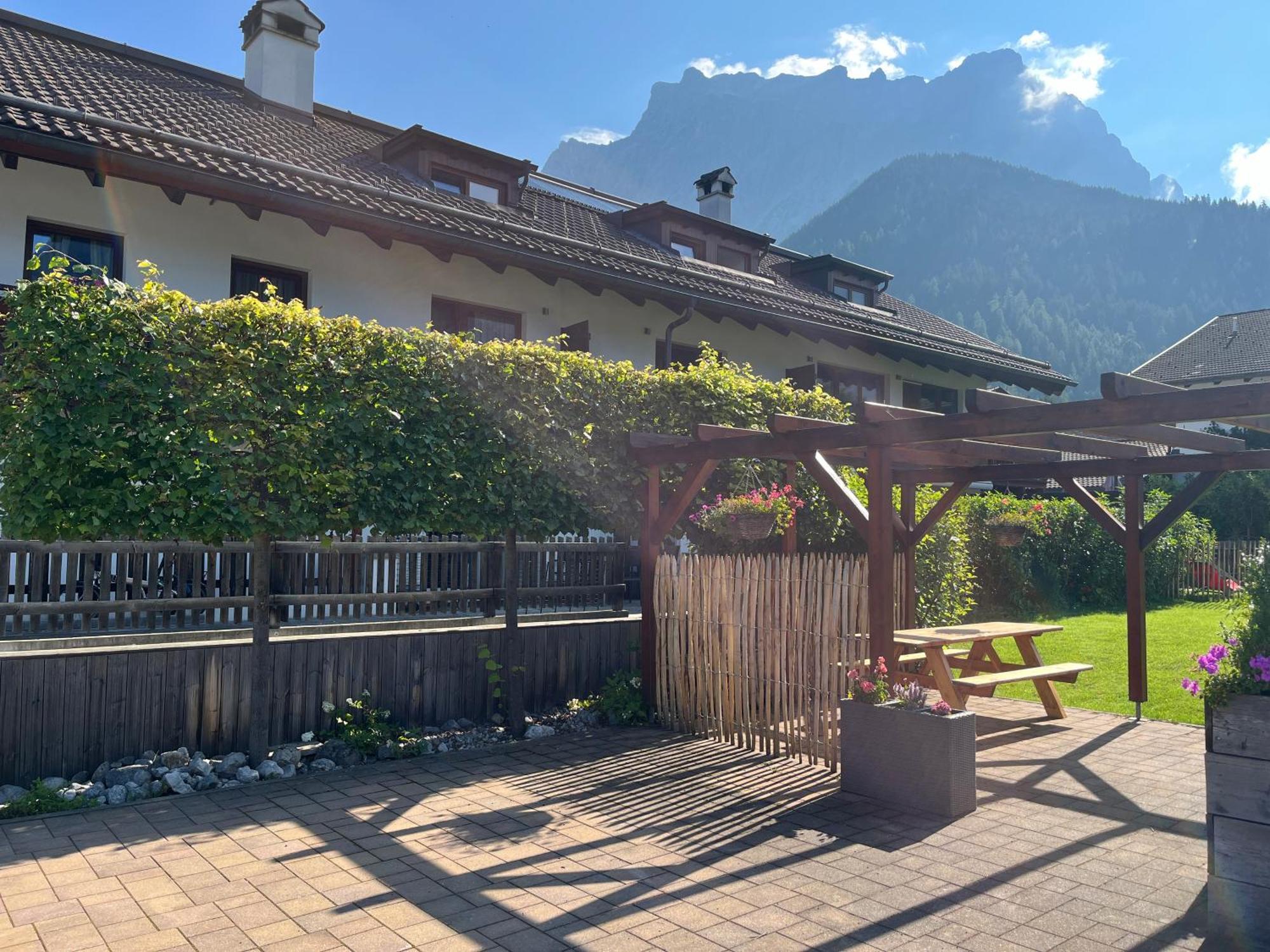 Haus Alpenblume Ehrwald Exterior foto